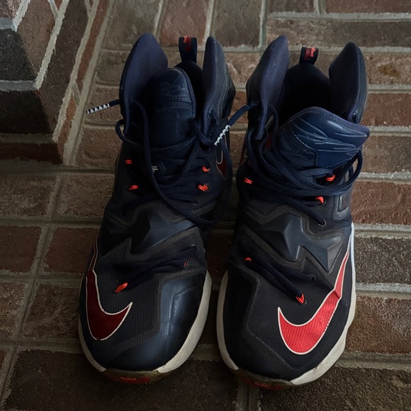 NIKE LEBRON JAMES XIII 13 - Picture 1 of 5